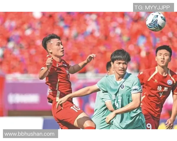 足球明星风采尽显全景图集带你领略绿茵场上的传奇瞬间